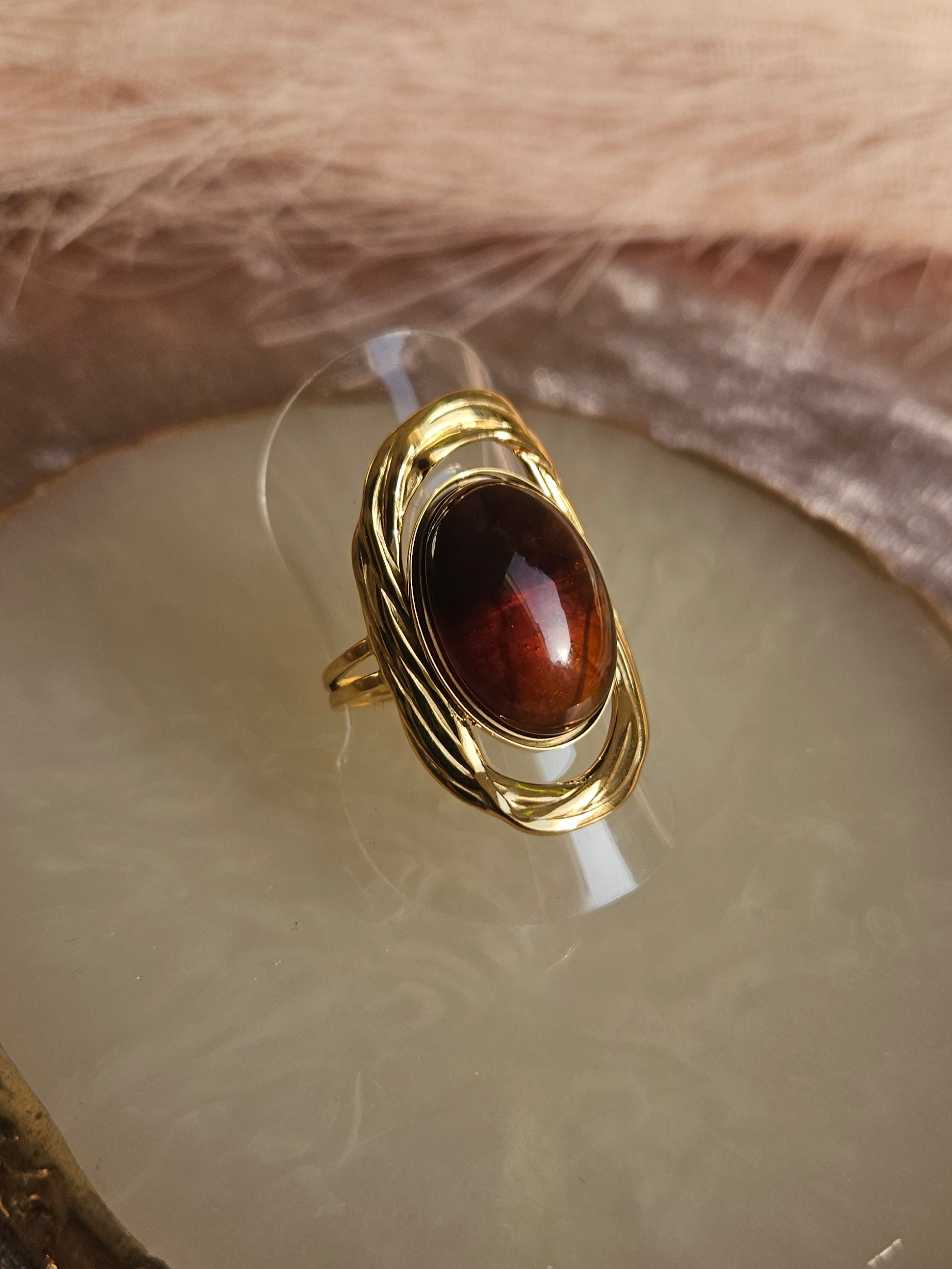 Anillo Acero Piedra Central Marrón