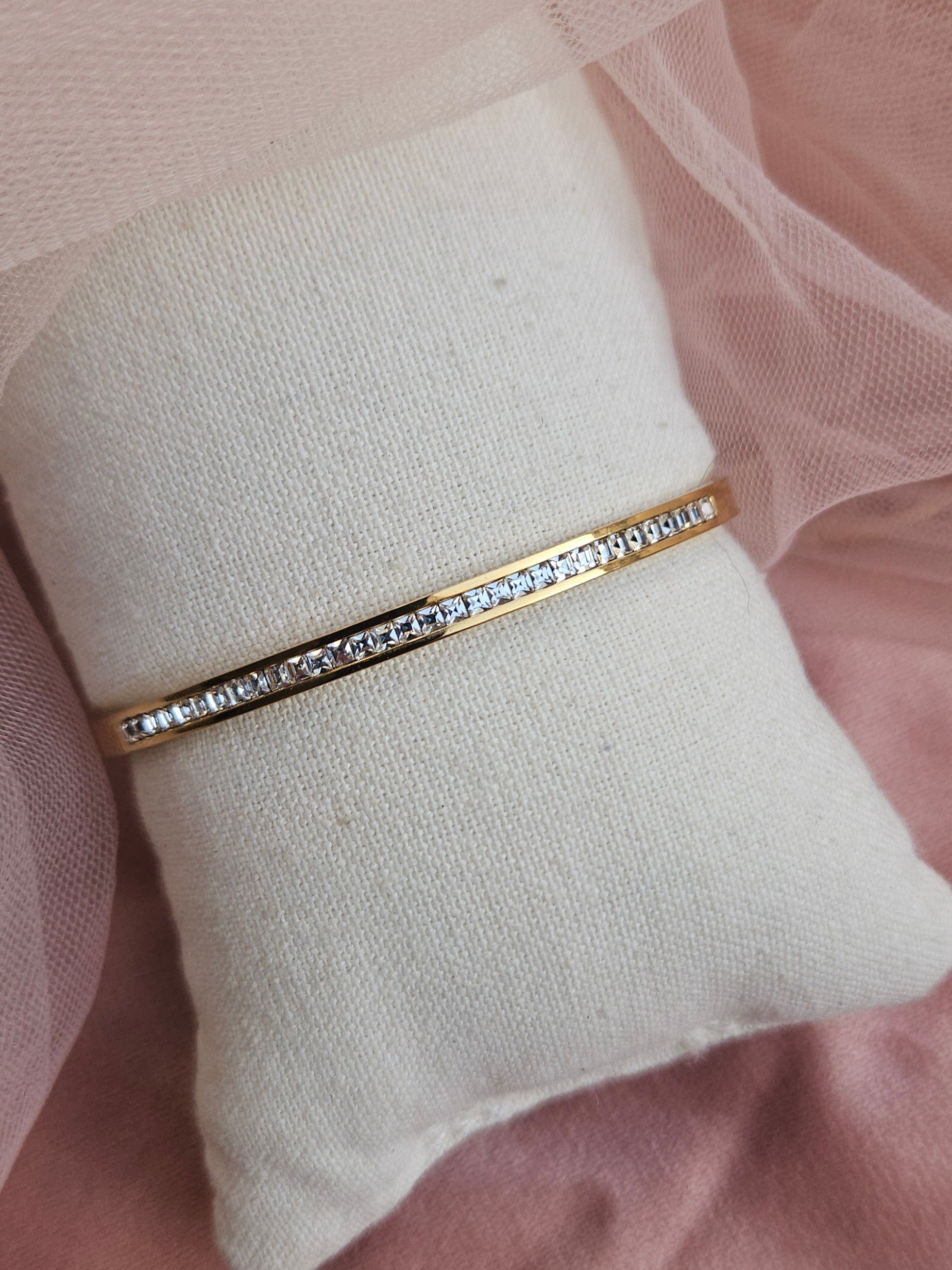 Brazalete Acero Piedras