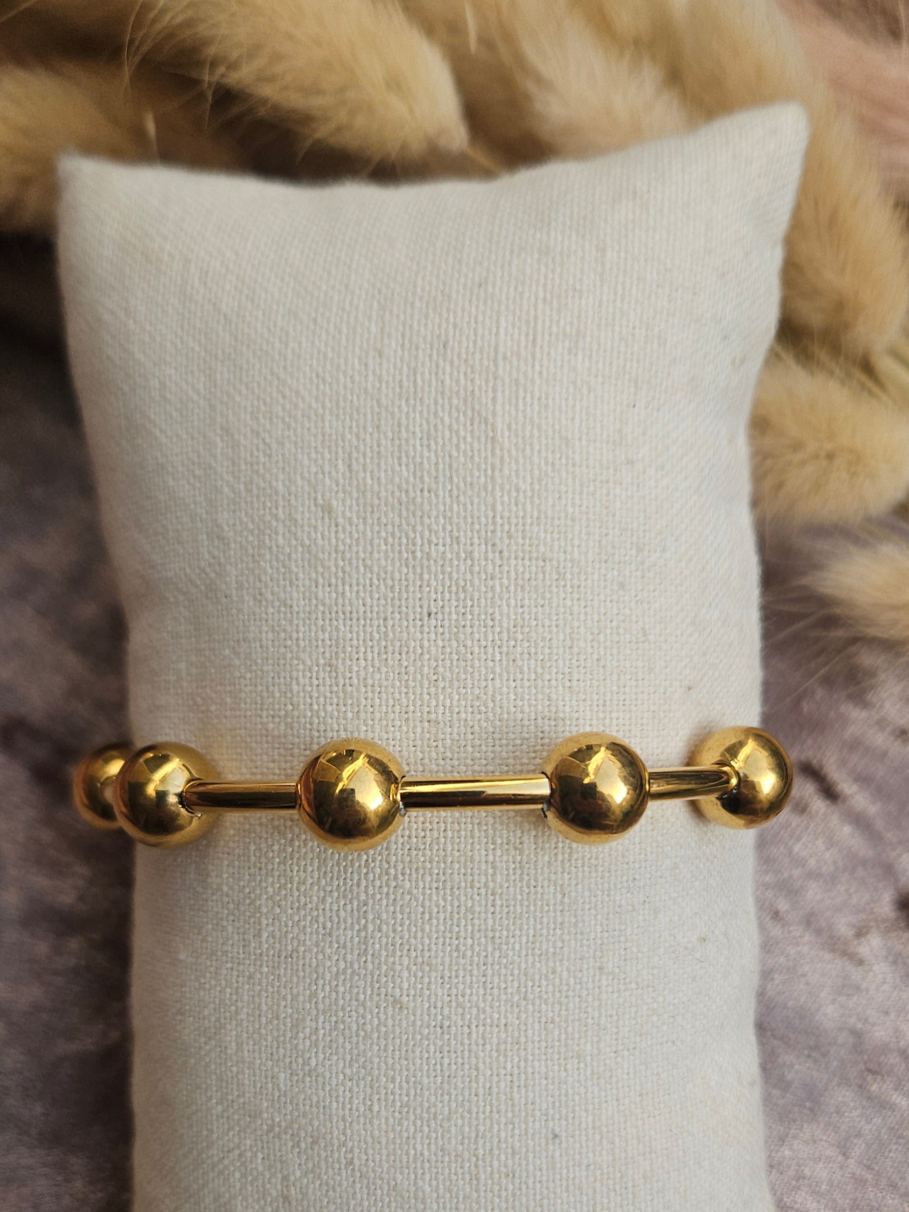 Brazalete Acero Bolitas