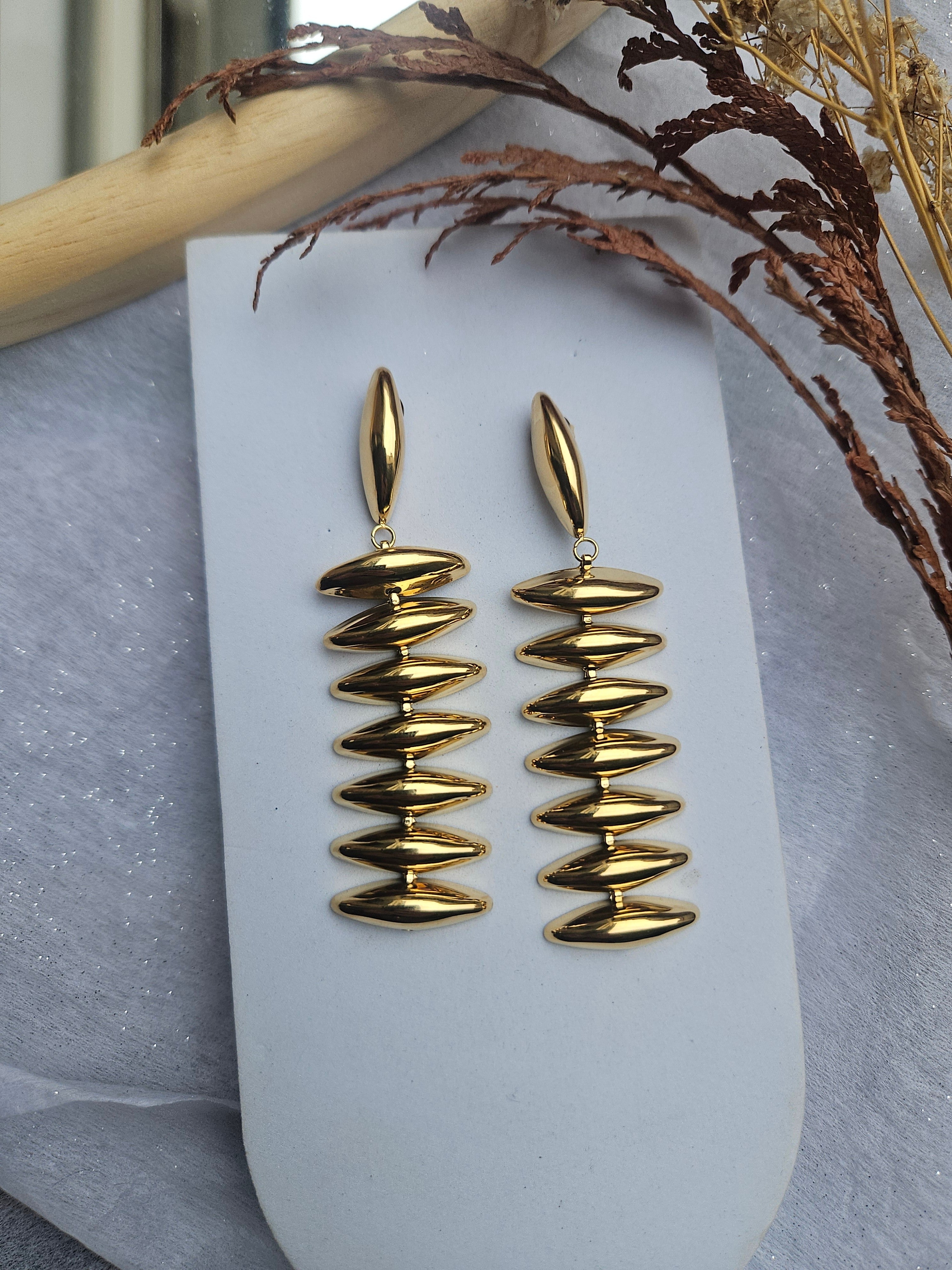 Pendientes de Acero Largo