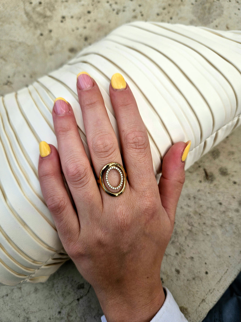 Anillo Acero Oval Strass