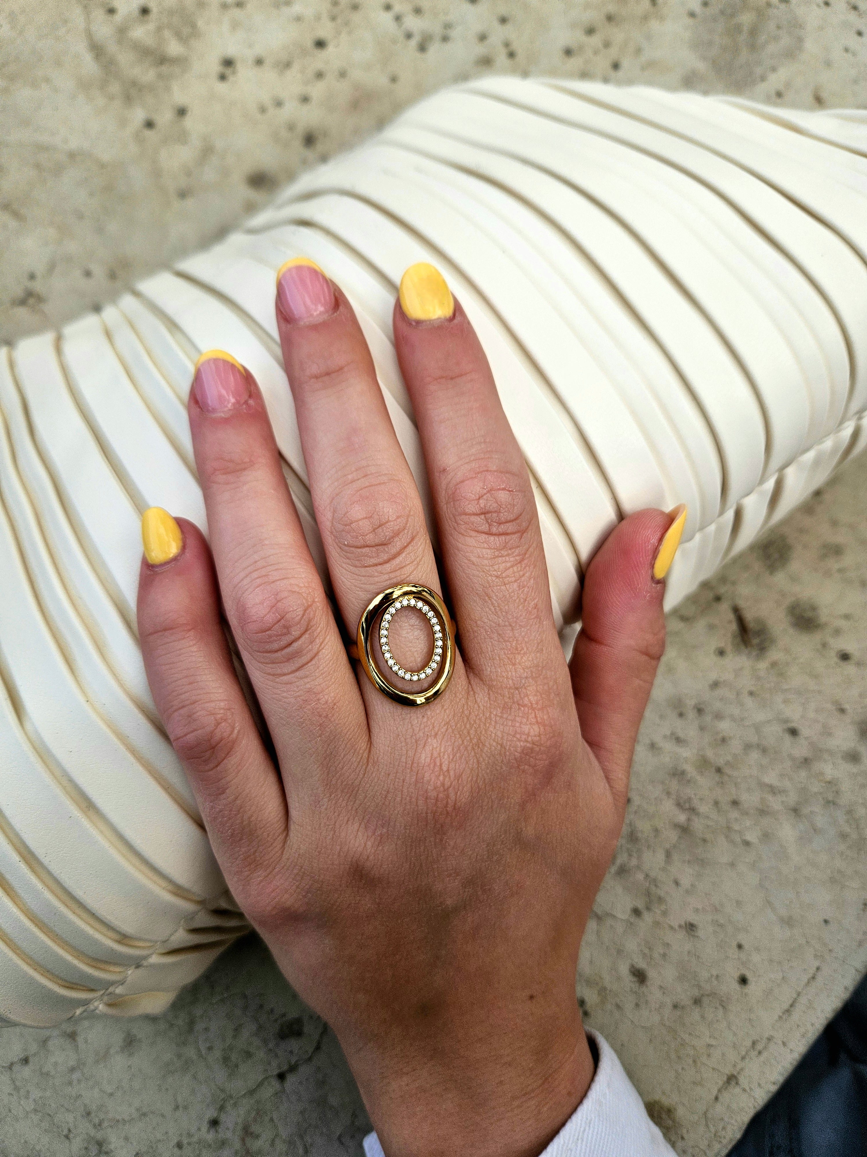 Anillo Acero Oval Strass